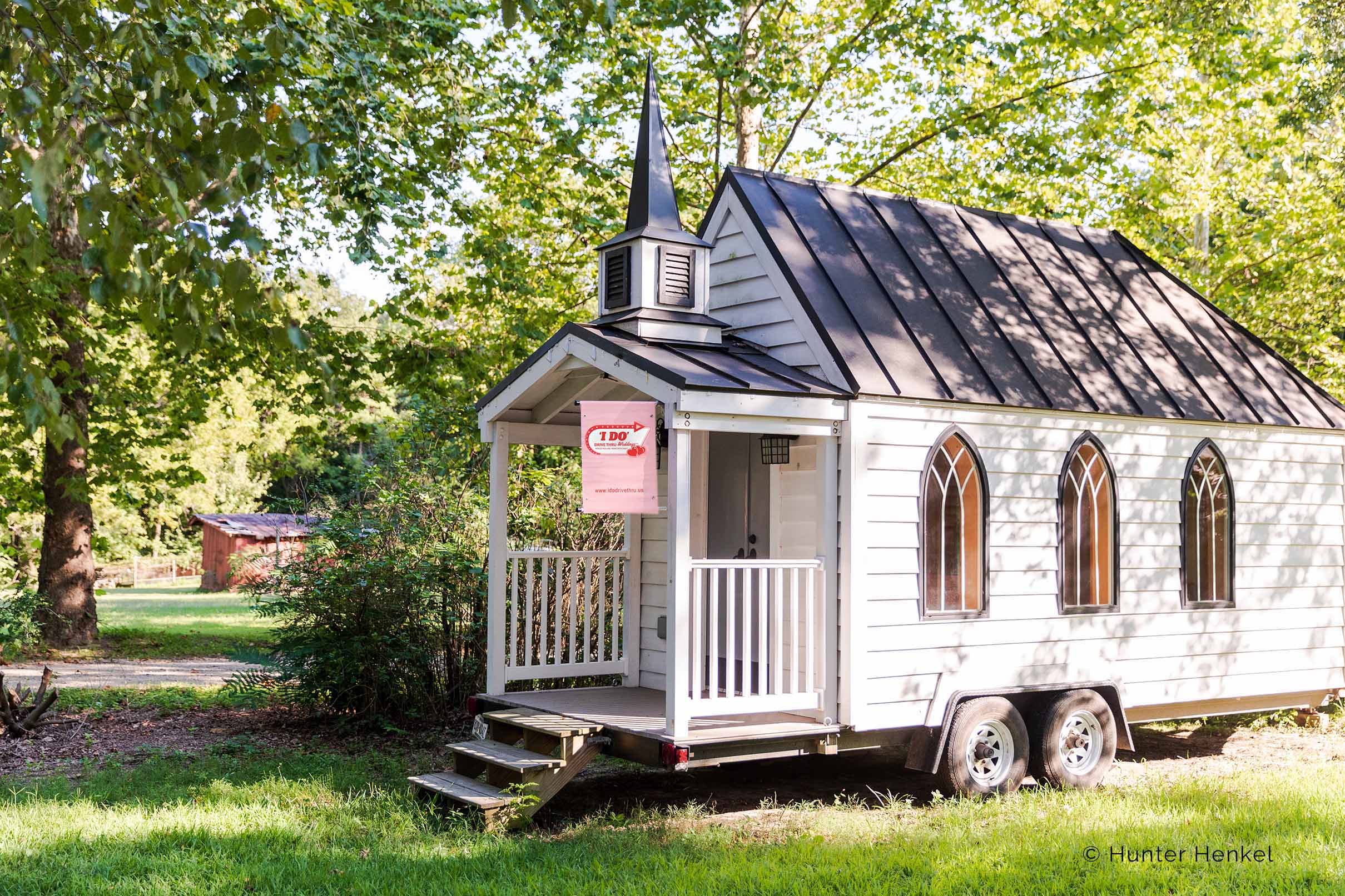 tiny chapel weddings